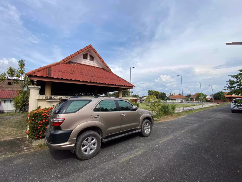 Siriwattana Niwet Village - Image 14