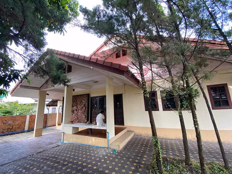 Siriwattana Niwet Village - Image 18