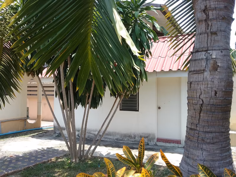 Siriwattana Niwet Village - Image 31