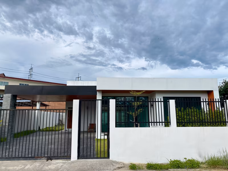 2 Bedroom House For Sale in San Phak Wan, Hang Dong, Chiang Mai - Image 4