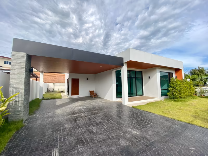 2 Bedroom House For Sale in San Phak Wan, Hang Dong, Chiang Mai - Image 6