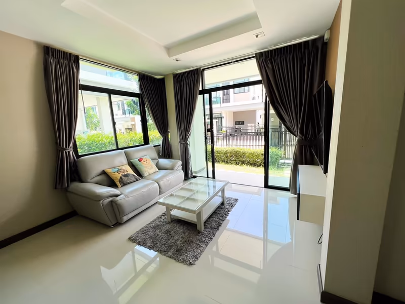 The Oriental (Regent) - Image 7