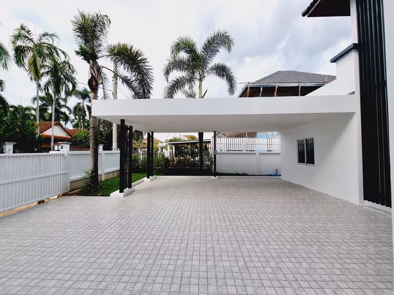 4 Bedroom House For Sale in Hang Dong, Hang Dong, Chiang Mai - Image 4