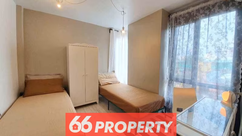 L Style Condo - Image 13