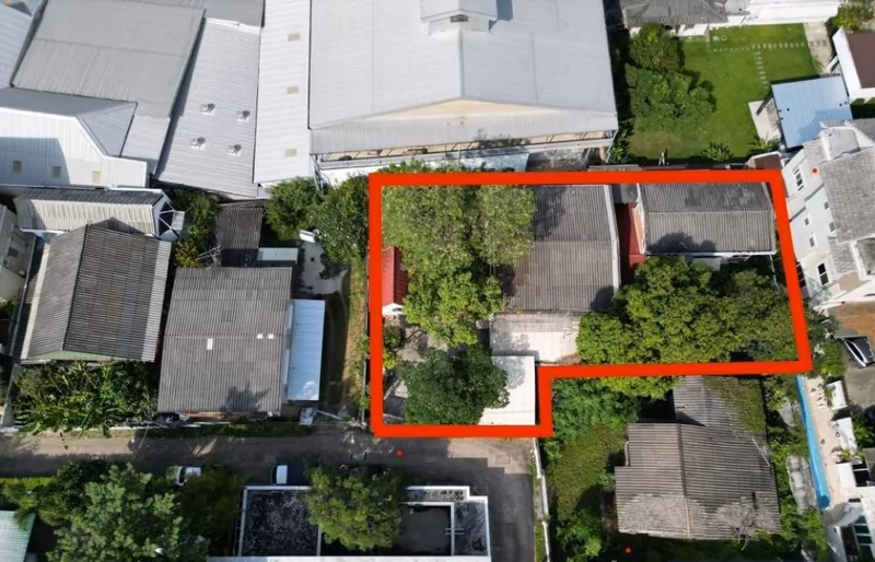 3 Bedroom House For Sale in Khlong Tan Nuea, Vadhana, Bangkok - Image 5