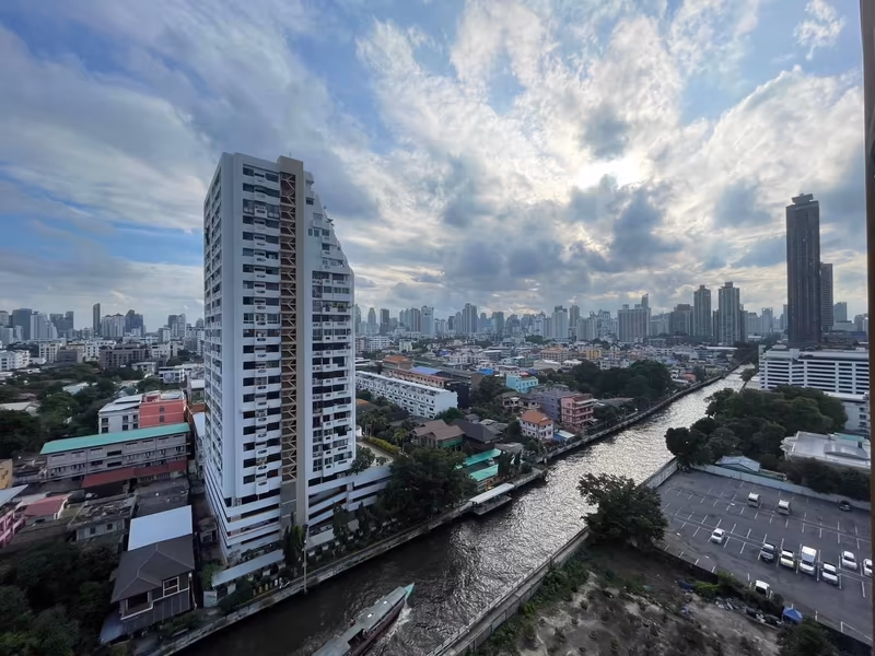 The Base Petchaburi-Thonglor - Image 7