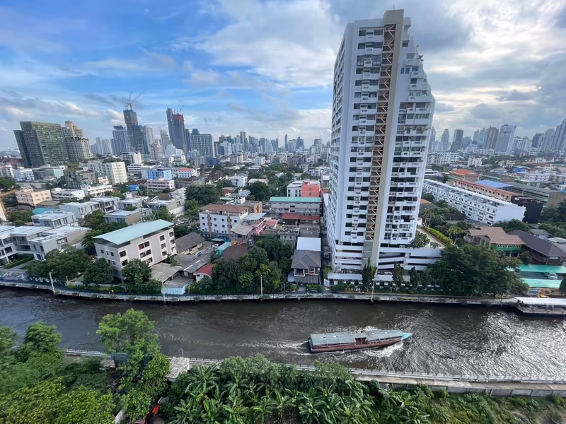 The Base Petchaburi-Thonglor - Image 6