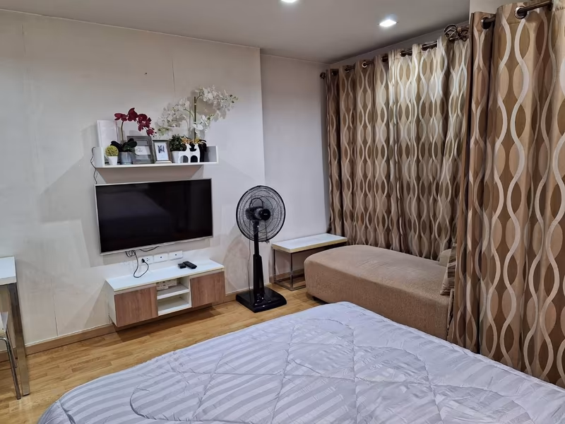 Casa Condo Asoke-Dindaeng - Image 3