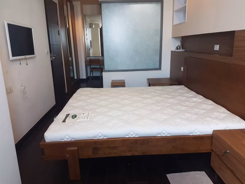 2 卧室 公寓 出租 在 - Image 7