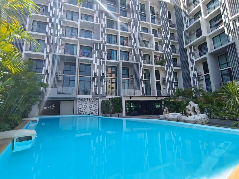 Beyond Sukhumvit Condominium - Image 7