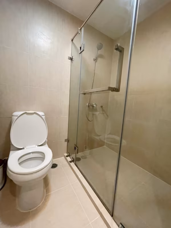 The Clover Thonglor - Image 6