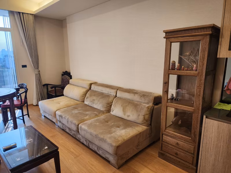 Siamese Exclusive Sukhumvit 42 - Image 2