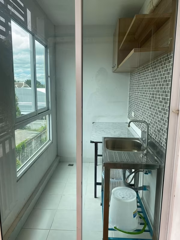 1 卧室 公寓 出租 在  - Image 3