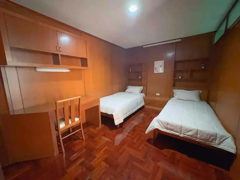 Homhual Mansion - Image 10