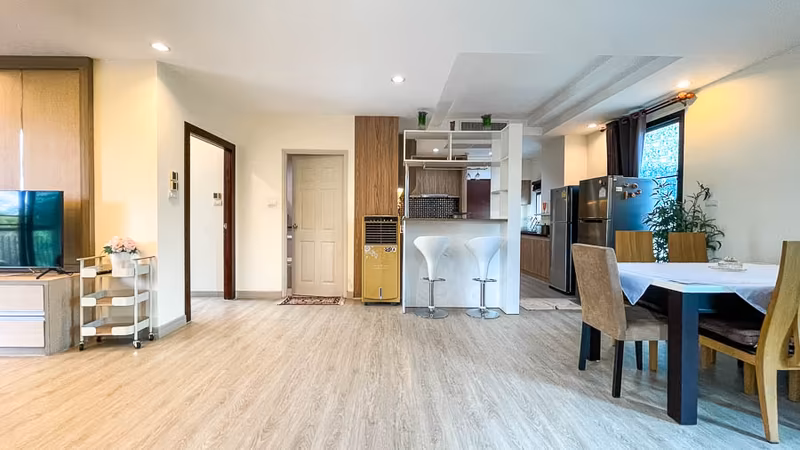 Mountain Front Condo - Image 13