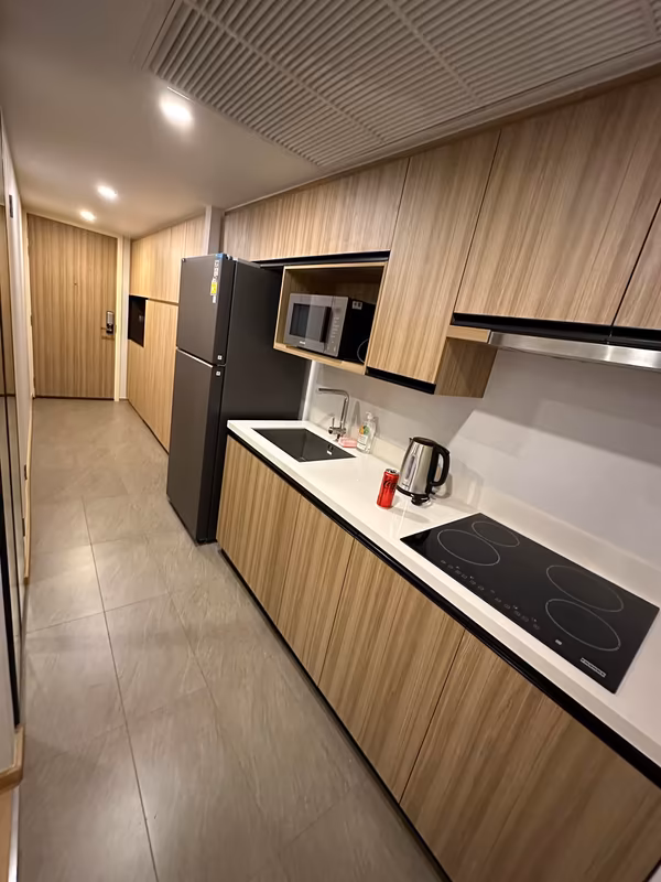 properties%2F08hndkbxOns3ZxInIehF%2Fimages%2Fna-vara-residence-9-low-res.avif