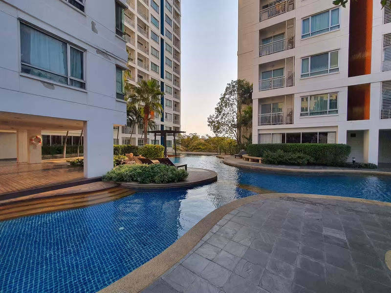 Sukhumvit Plus - Image 4