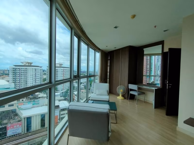 properties%2F08hndkbxOns3ZxInIeiu%2Fimages%2Fskywalk-condominium-11-low-res.avif