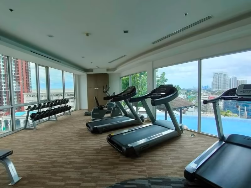 properties%2F08hndkbxOns3ZxInIeiu%2Fimages%2Fskywalk-condominium-3-low-res.avif