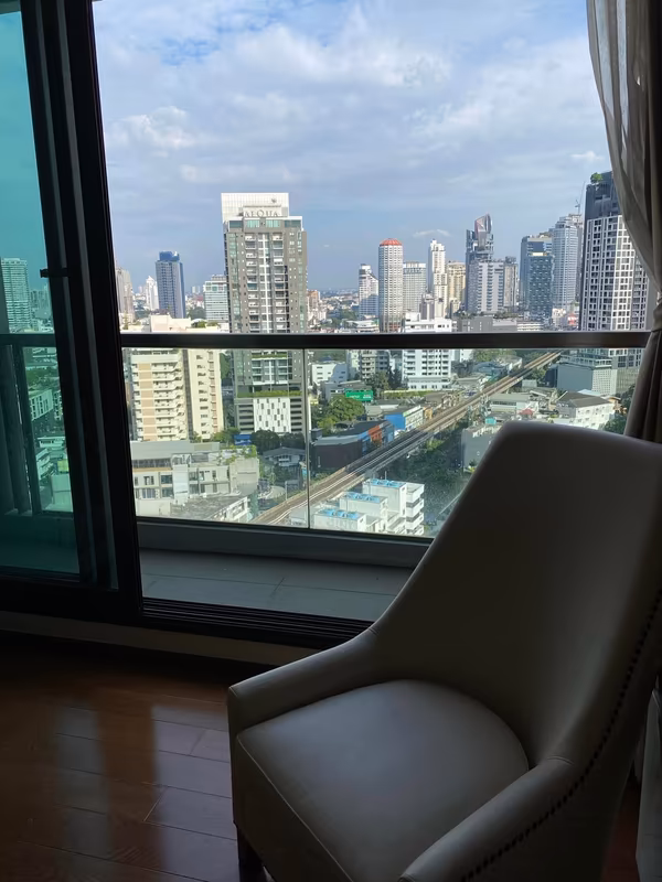 The Address Sukhumvit 28 - Image 2