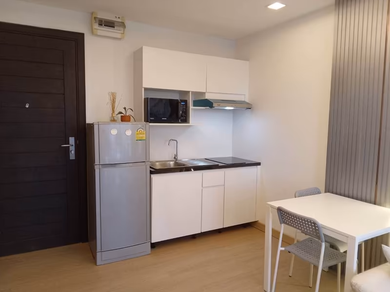 1 ห้องนอน คอนโด สำหรับขาย ใน บางกะปิ, ห้วยขวาง, กรุงเทพมหานคร - Image 2