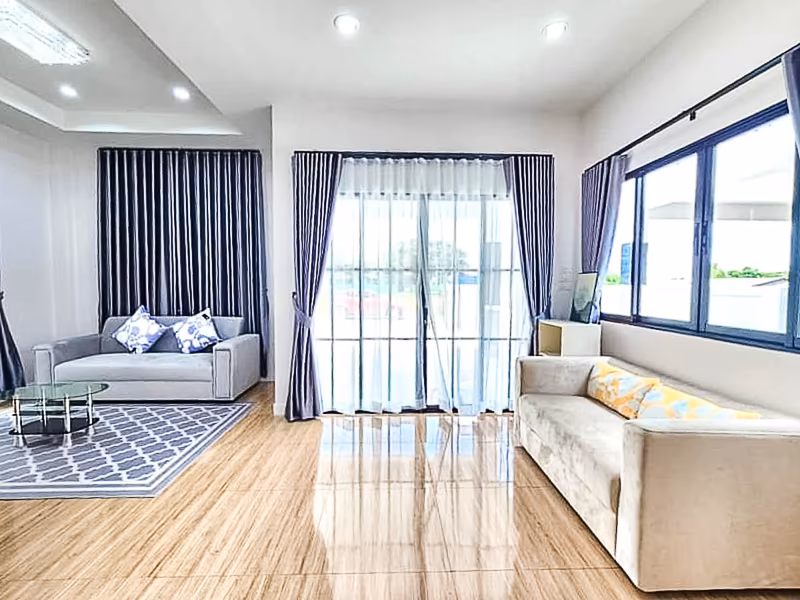 4 Bedroom House For Rent in Ban Waen, Hang Dong, Chiang Mai - Image 16