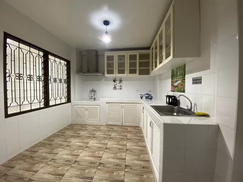 4 ห้องนอน บ้านเดี่ยว สำหรับเช่า ใน บวรนิเวศ, พระนคร, กรุงเทพมหานคร - Image 8