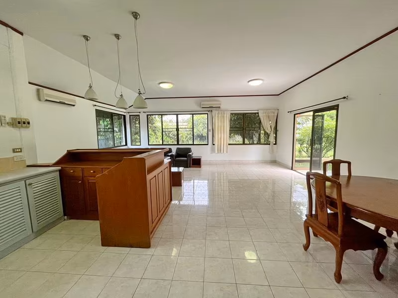2 Bedroom House For Rent in Phra Sing, Mueang Chiang Mai, Chiang Mai - Image 12
