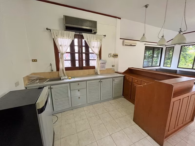 2 Bedroom House For Rent in Phra Sing, Mueang Chiang Mai, Chiang Mai - Image 2