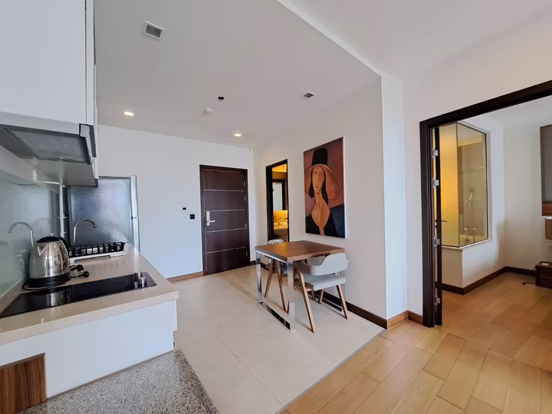 Astra Condo - Image 3