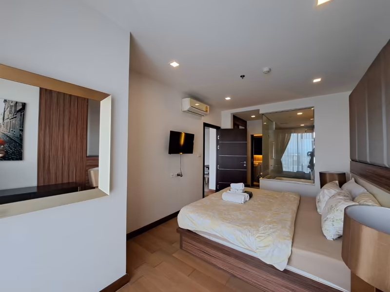 Astra Condo - Image 8