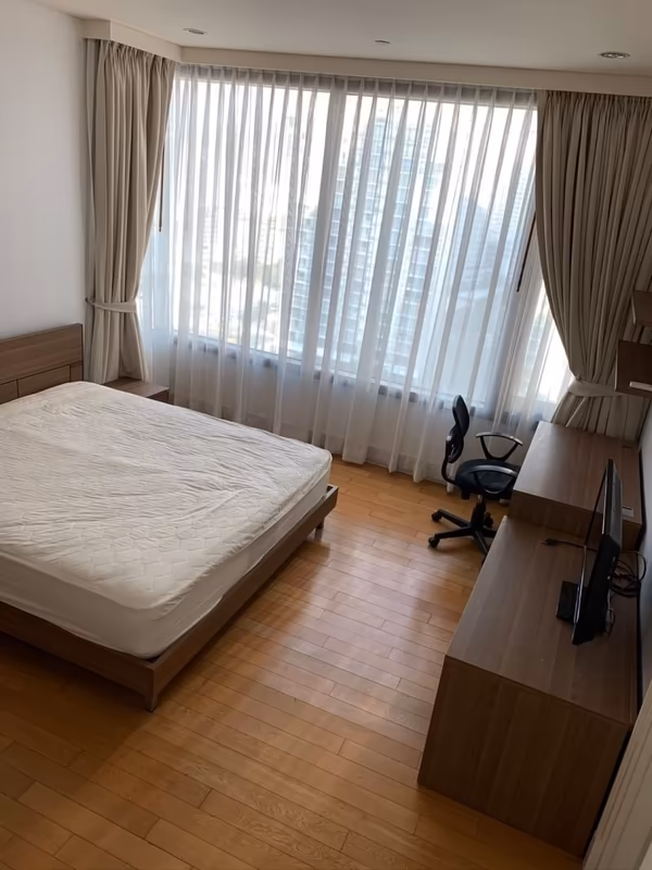 ออกัสตัน สุขุมวิท 22 - Image 5
