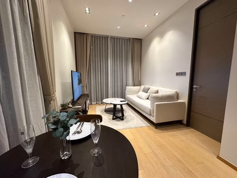 28 Chidlom by SC Asset - Image 1