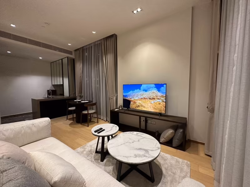 28 Chidlom by SC Asset - Image 2
