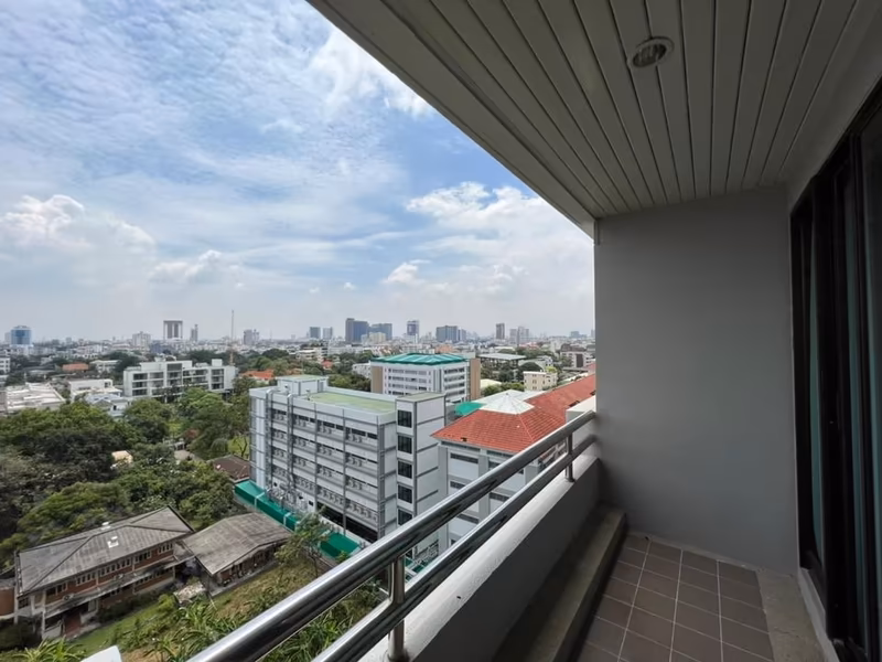 3 ห้องนอน คอนโด สำหรับเช่า ใน บวรนิเวศ, พระนคร, กรุงเทพมหานคร - Image 1