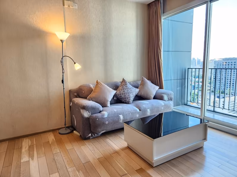 Siri at Sukhumvit Condominium - Image 2