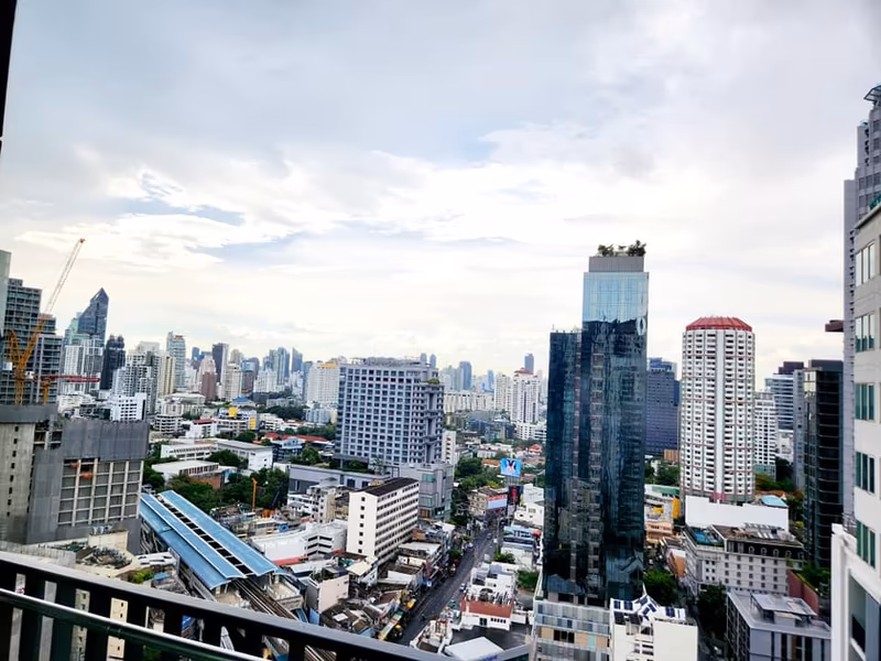 Siri at Sukhumvit Condominium - Image 3