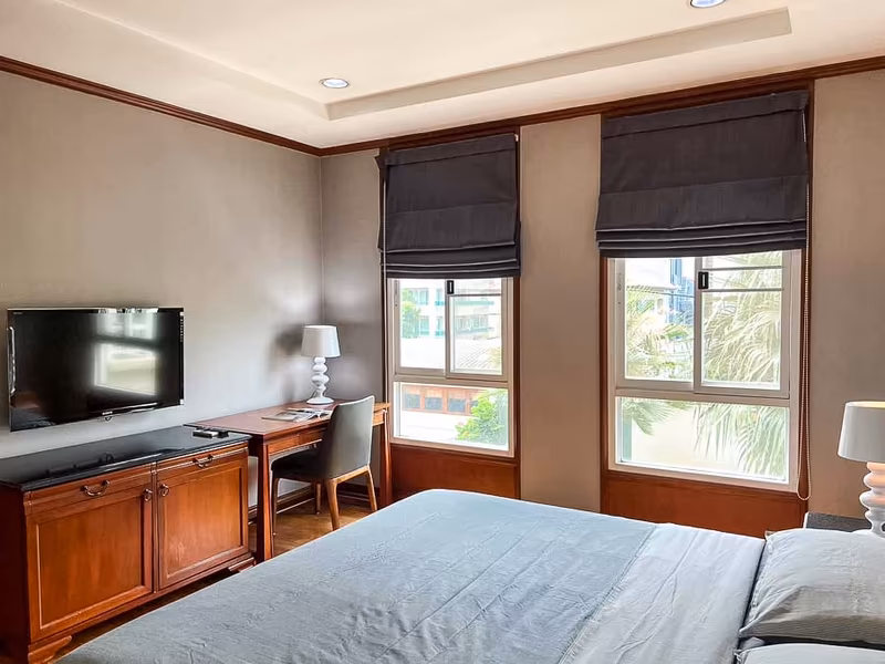 2 Bedroom Condo For Sale in Khlong Tan Nuea, Vadhana, Bangkok - Image 10