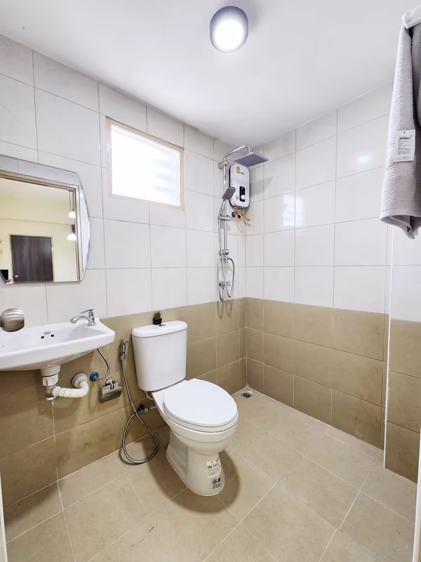 Impress Town Condominium - Image 4