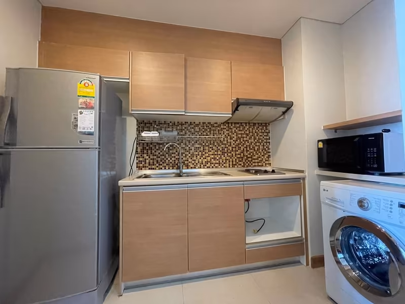 Le​ Luk Condominium​ Sukhumvit​ 69 - Image 3