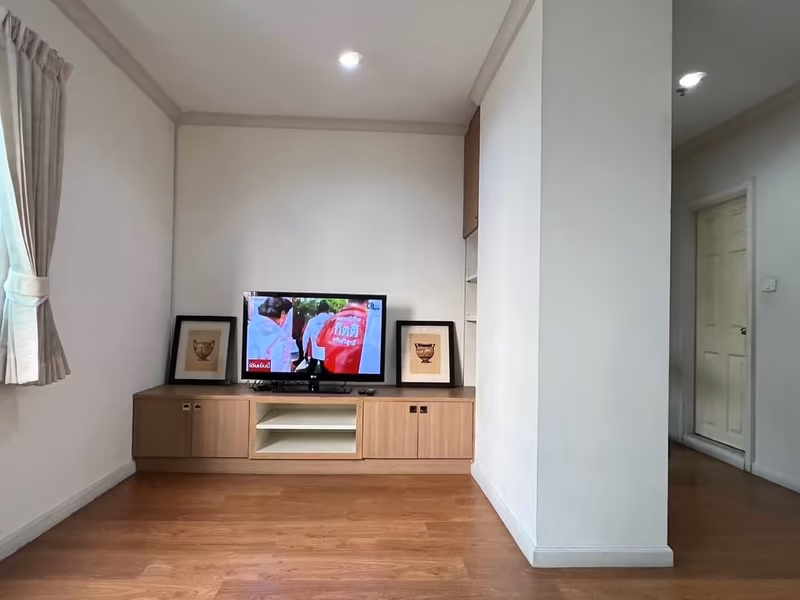 Grand Park View Asoke - Image 2