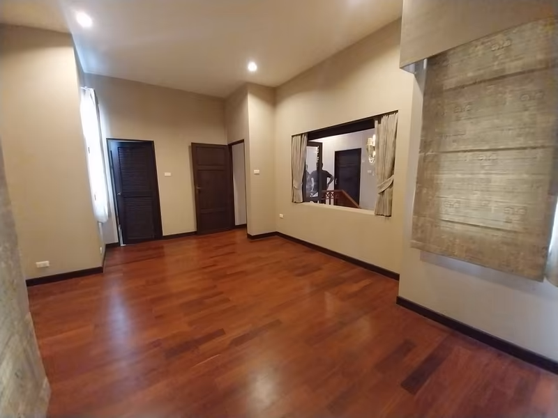 3 Bedroom House For Sale in Chang Phueak, Mueang Chiang Mai, Chiang Mai - Image 13