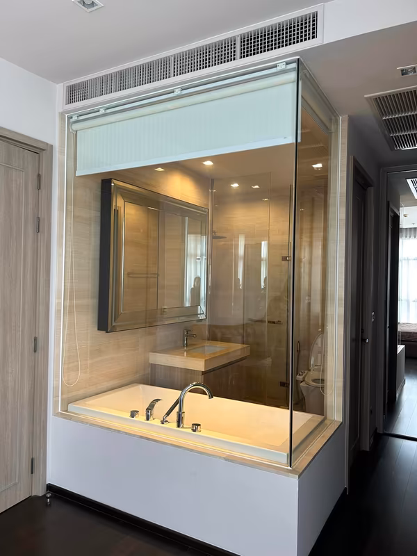 1 Bedroom Condo For Rent in Khlong Tan Nuea, Vadhana, Bangkok - Image 1