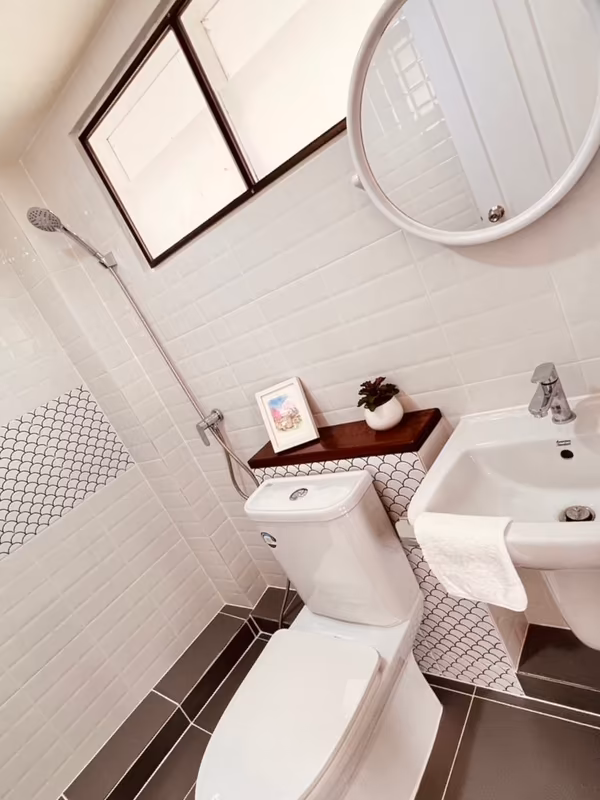 5 Bedroom House For Sale in Pa Daet, Mueang Chiang Mai, Chiang Mai - Image 3