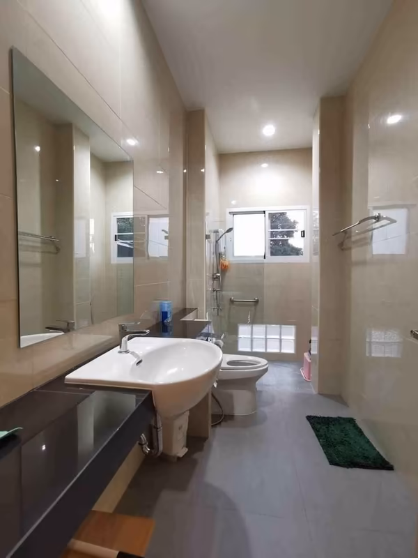 3 Bedroom House For Rent in Chang Khlan, Mueang Chiang Mai, Chiang Mai - Image 9