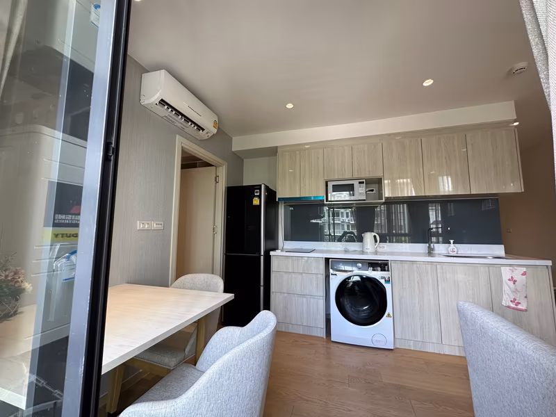 Runesu Thonglor 5 - Image 10