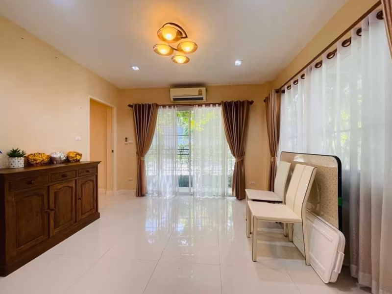Perfect Place (San Phi Suea) - Image 1
