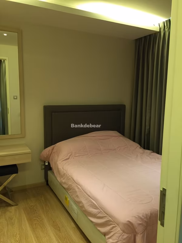 H Sukhumvit 43 - Image 1