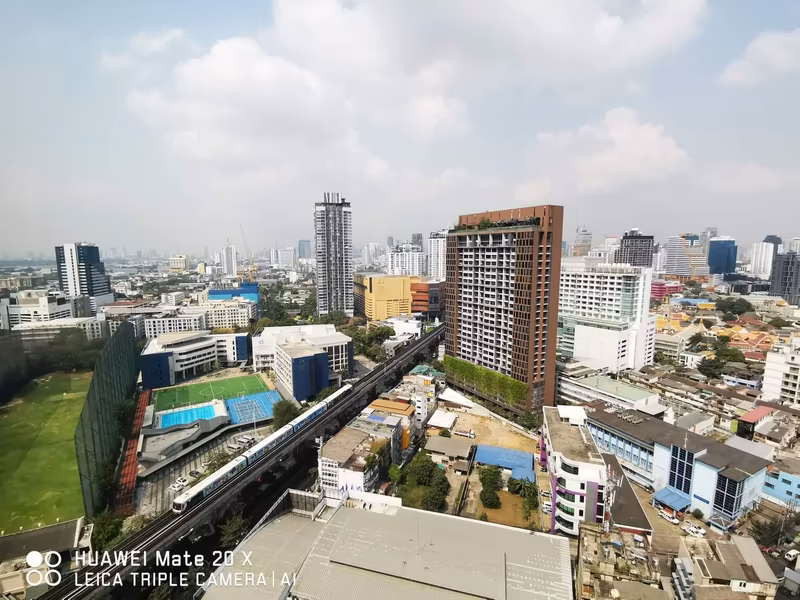 Life @ Sukhumvit 65 - Image 8