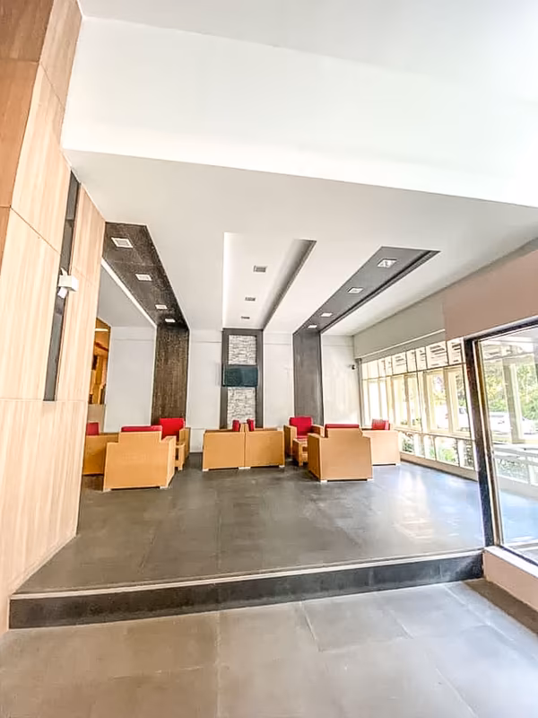 Thonglor Tower - Image 1